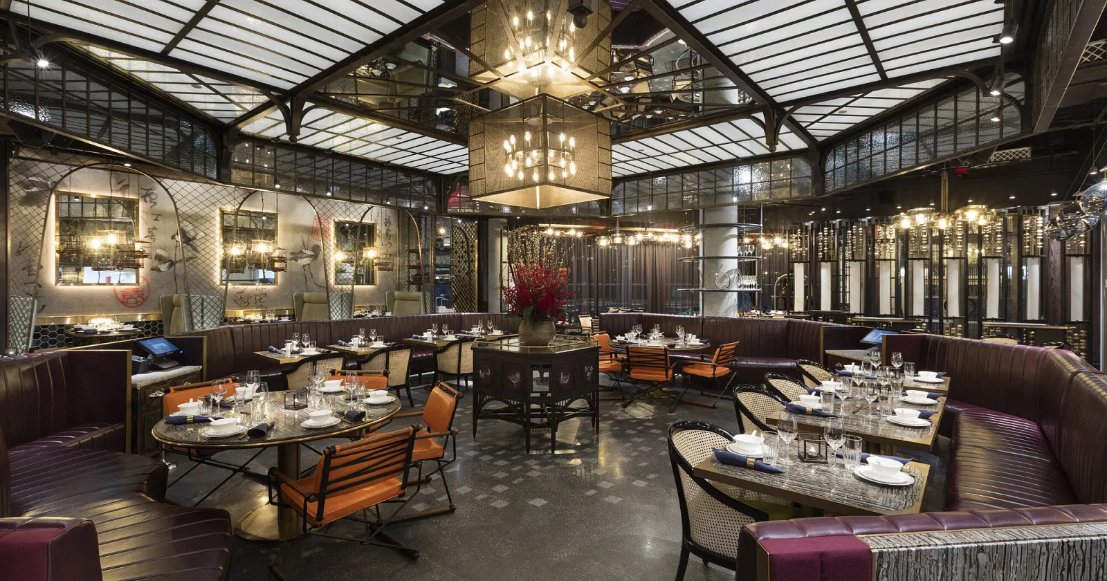 MOTT 32